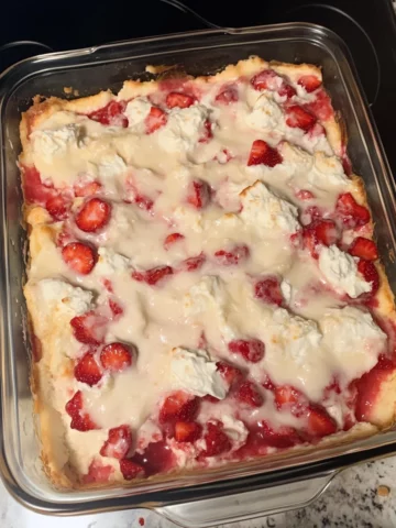 Strawberry Cheesecake Dump Cake